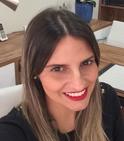 Renata Posi Renata Posi